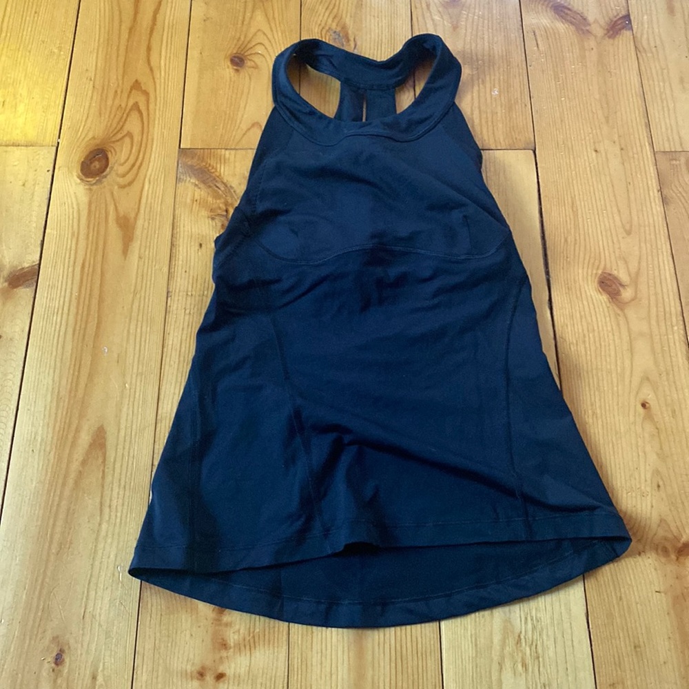 Lululemon tank top